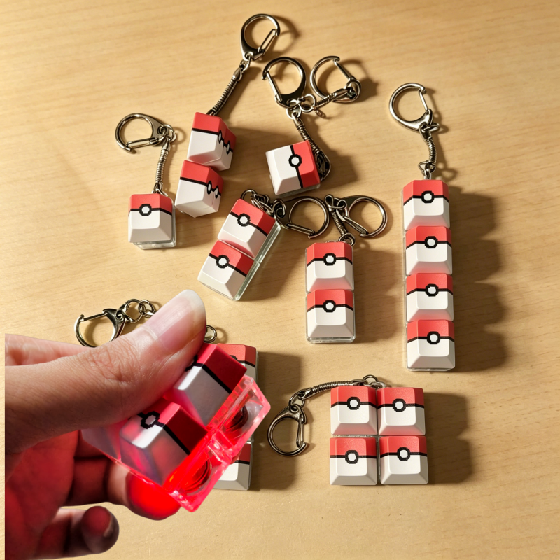 Pokeball Light Up Keyboard Key - Pokeball Cosplay Prop 评论和价格